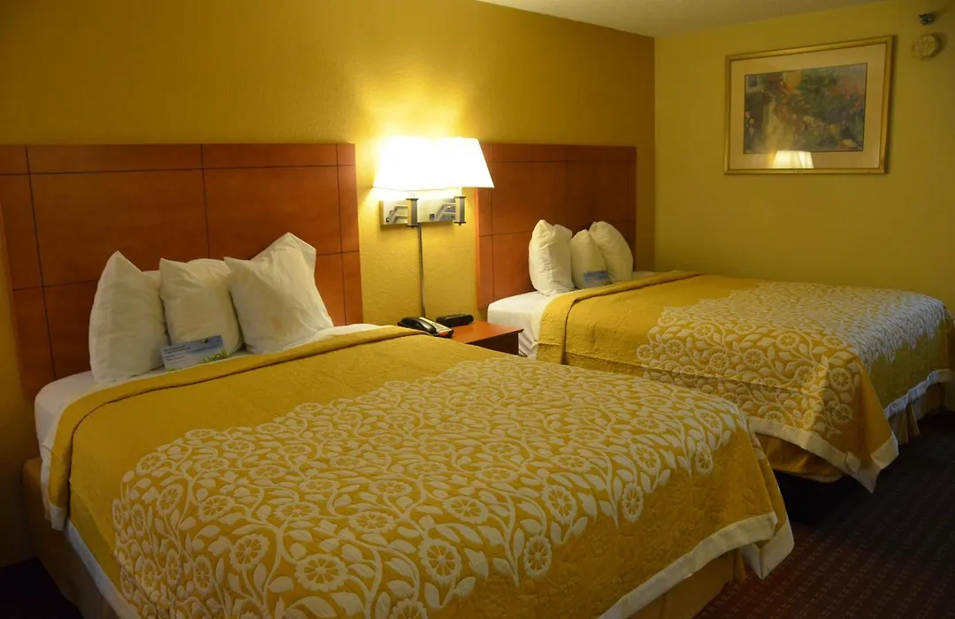 Days Inn By Wyndham Airport Nashville East-1