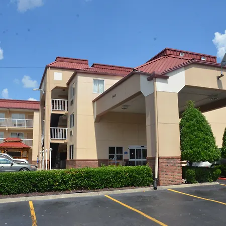Days Inn By Wyndham Airport Nashville East-2
